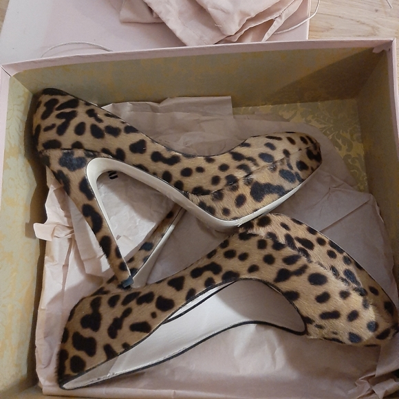 Miu Miu Leopard Print 5inch Heel Platform Sole, 38 - Picture 8 of 9